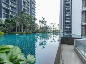 Grand Medini Residence Spacious Infinity Pool